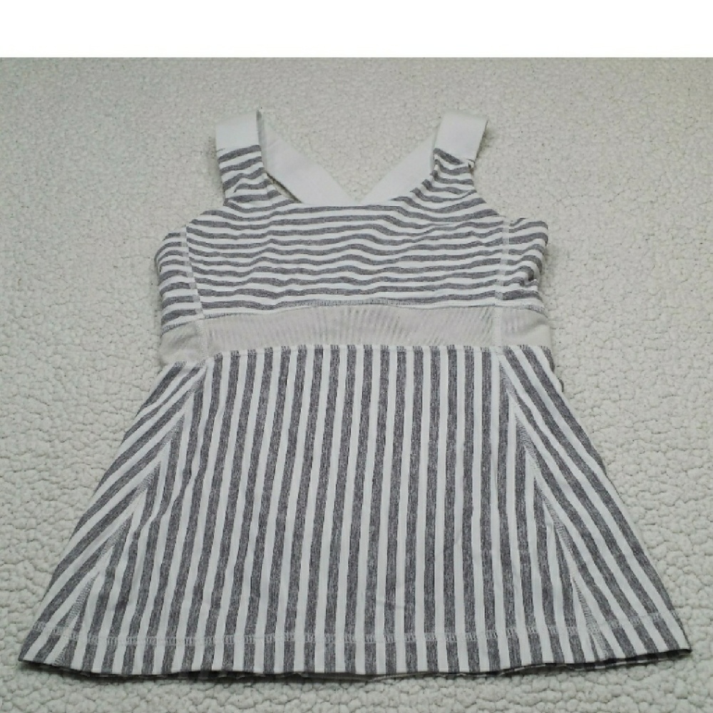 Lululemon striped swift tank size 4